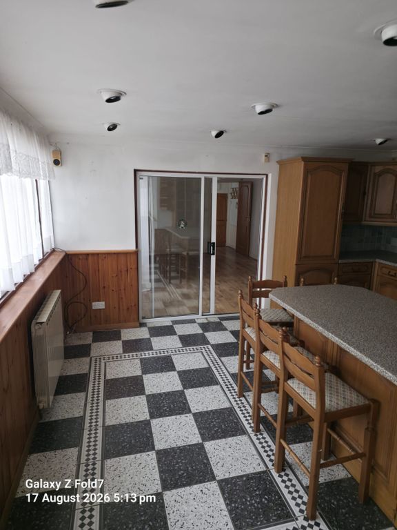 Property photo 2 of 4 9F990B76-Dd64-4140-847F-c6Dd34075231