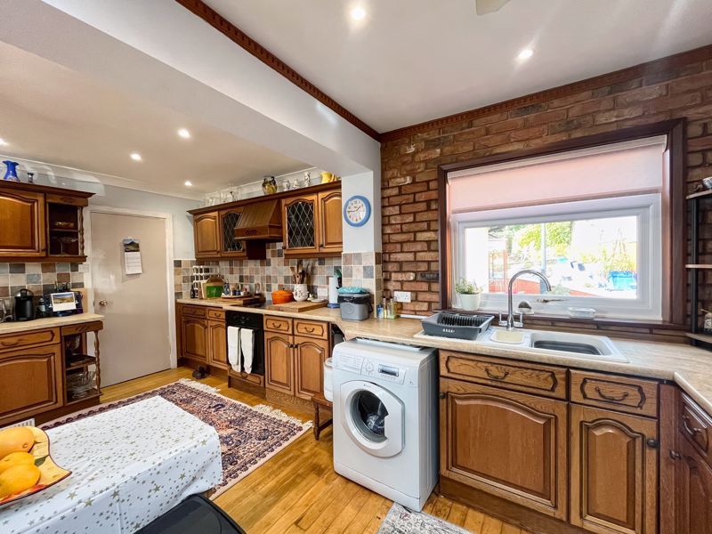 Property photo 3 of 26 Photo 13