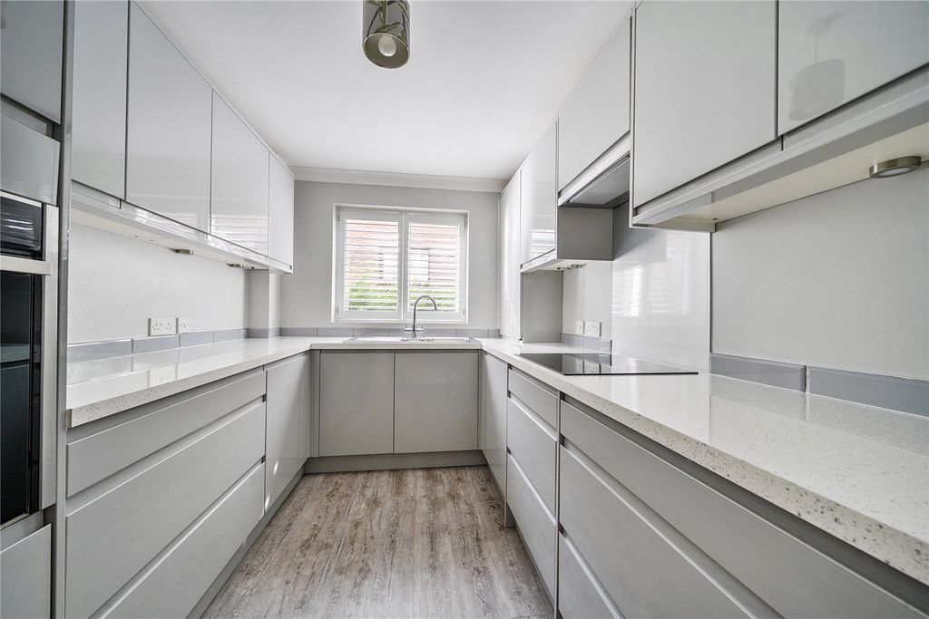 Property photo 1 of 11 Picture No. 08
