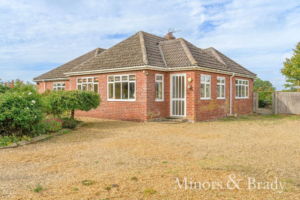 Property photo 1 of 26