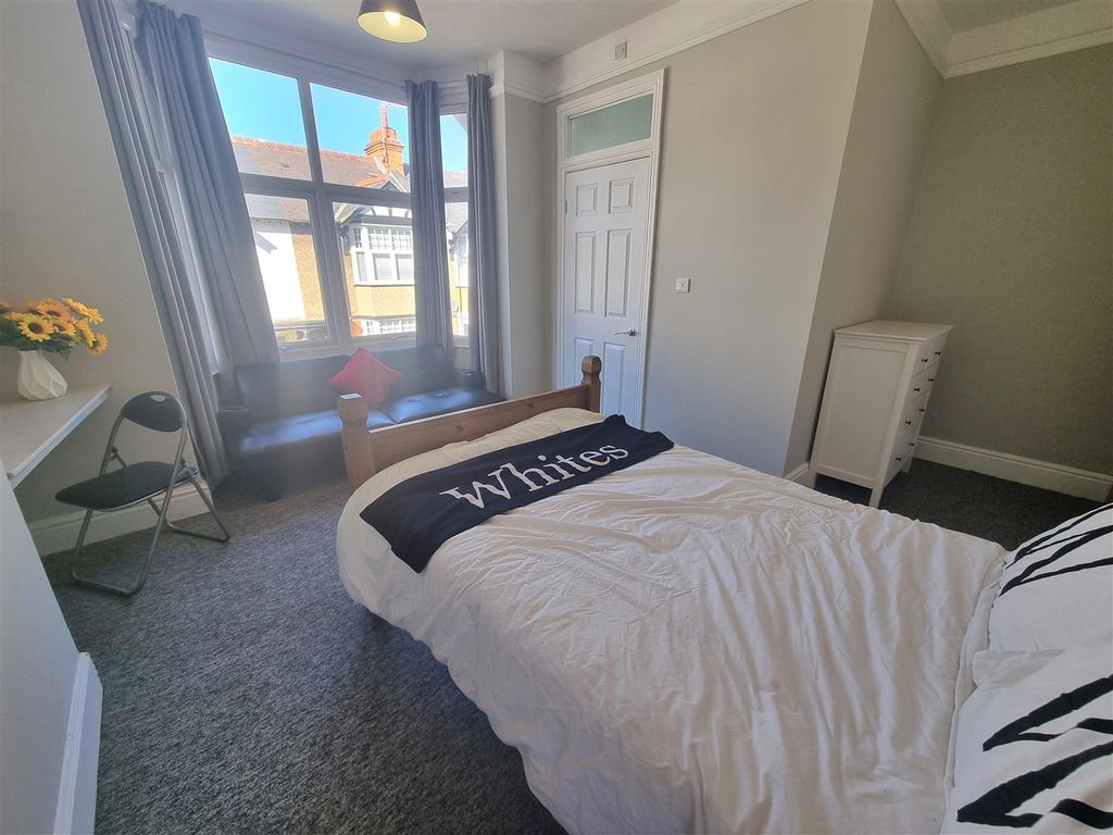 Property photo 2 of 7 20260318_134335.Jpg