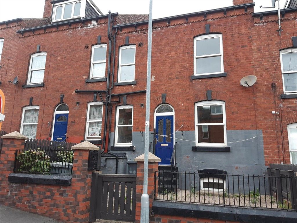 Property photo 1 of 9