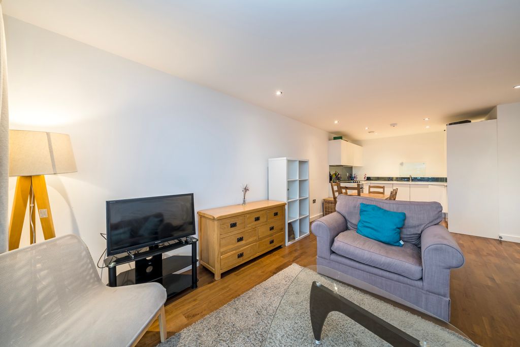 Property photo 3 of 9 Picture No. 04