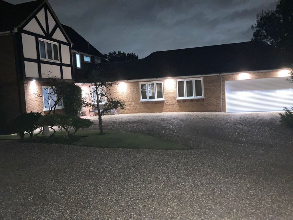 Additional image 28 of 4 bed detached house for saleLeacroft Road, Iver SL0