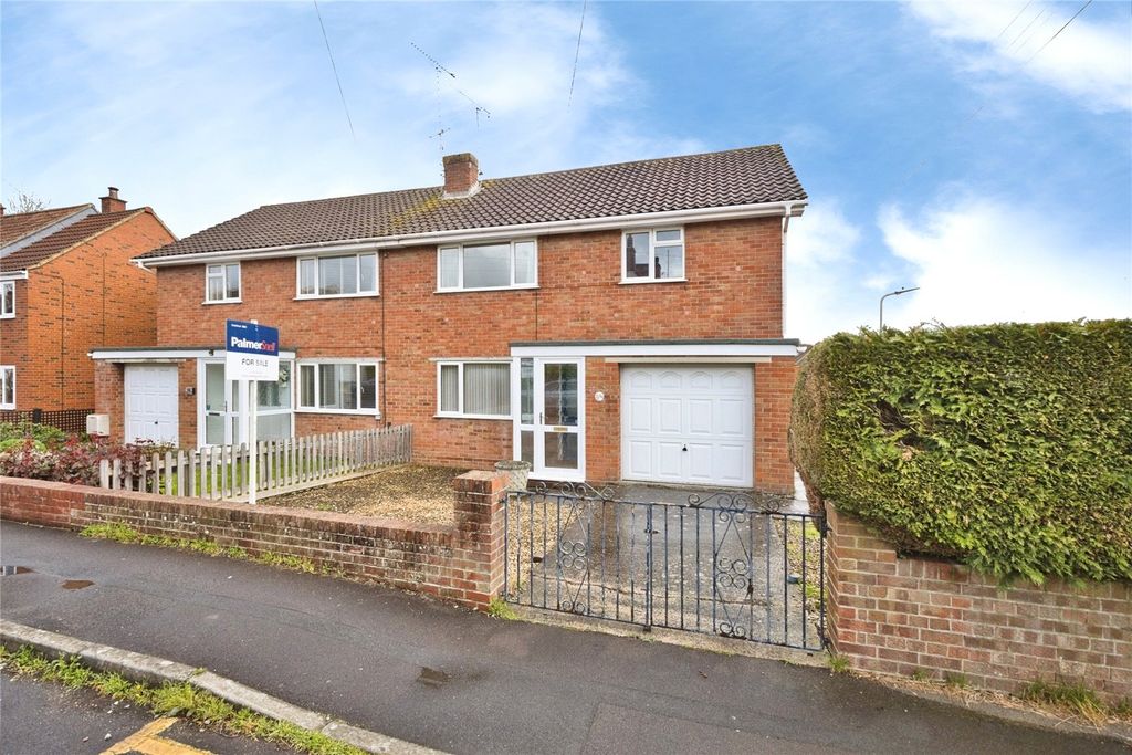 Property photo 1 of 18 Picture No. 16