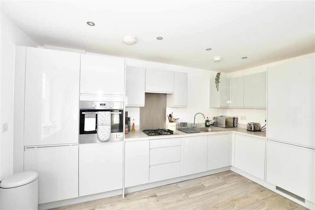 Property photo 1 of 8 Kitchen/Lounge/ Diner