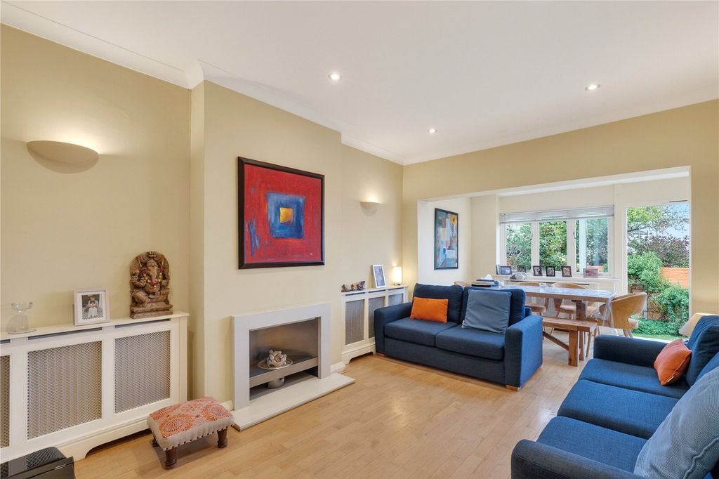 Property photo 3 of 9 Picture No. 37