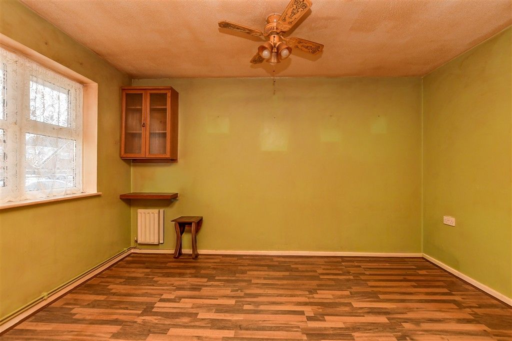 Property photo 3 of 10 Kitchen/Diner