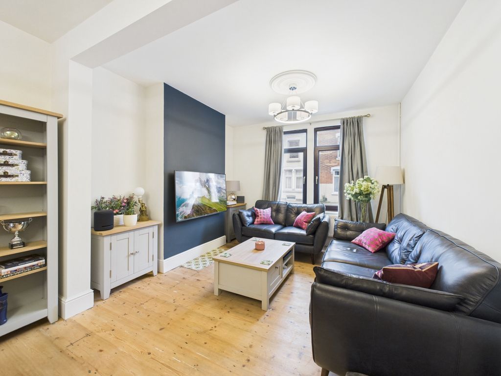 Property photo 2 of 13 Photo 12