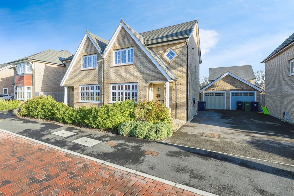 Property photo 1 of 15