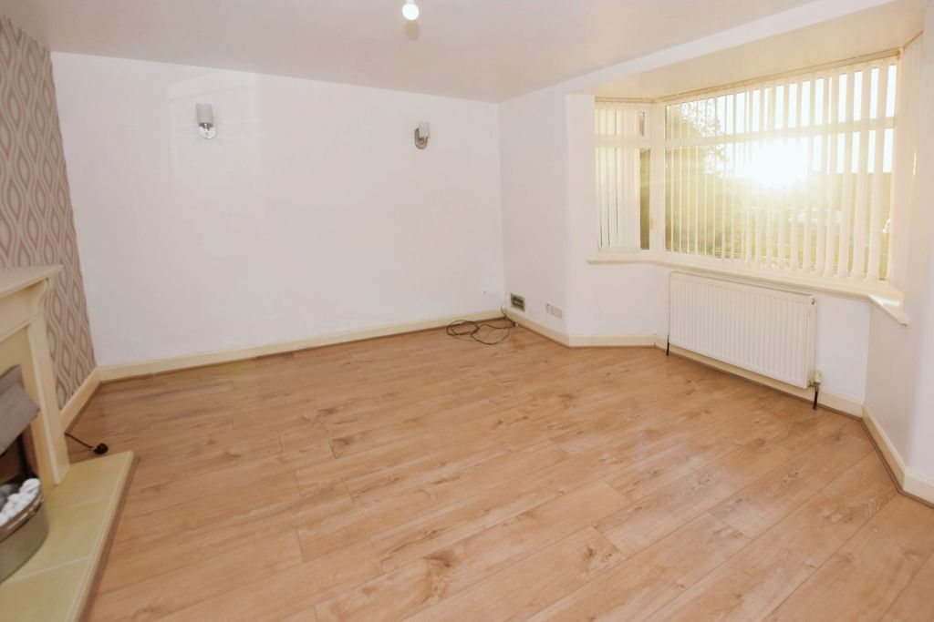 Property photo 3 of 14 Picture No. 12