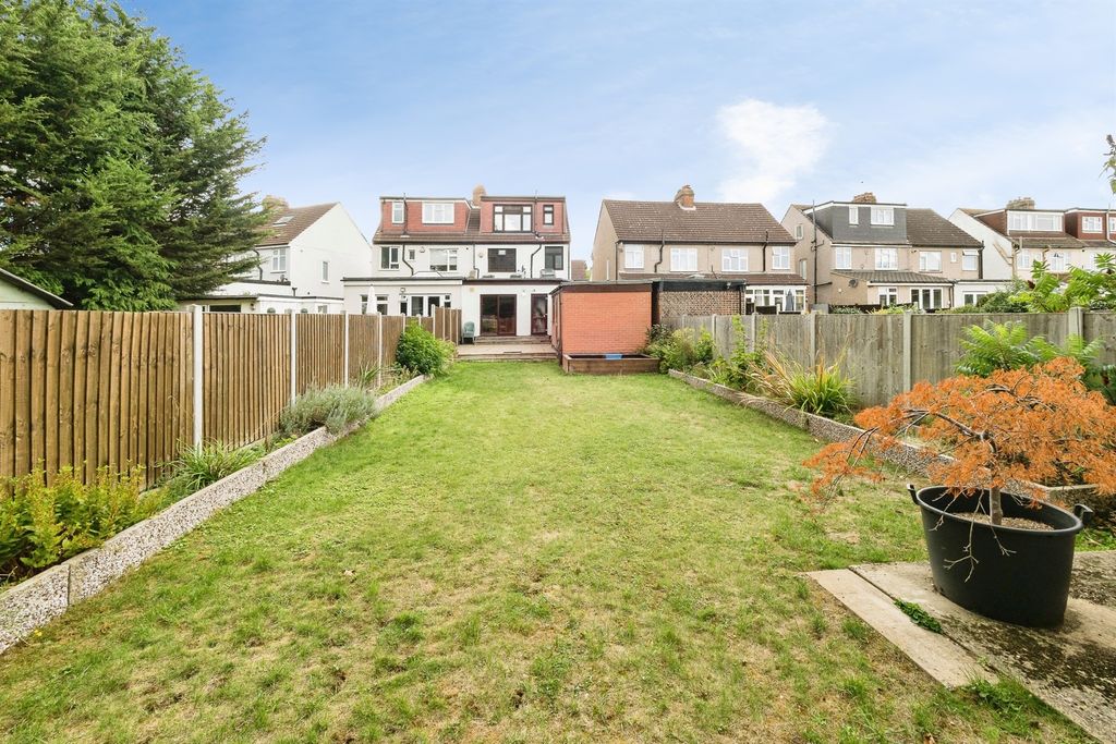 Property photo 3 of 21