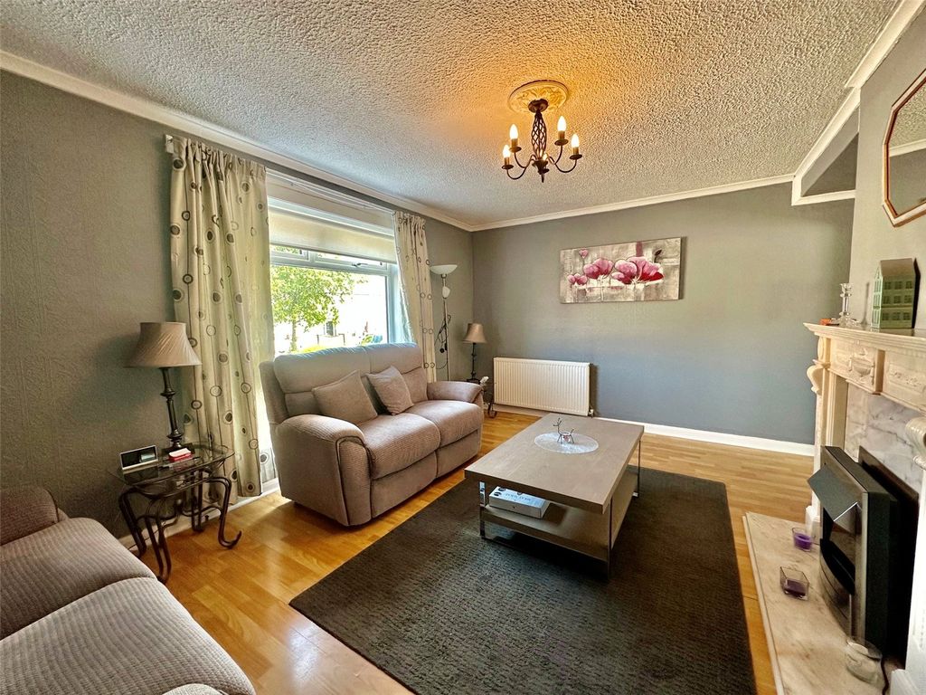 Property photo 2 of 10 2