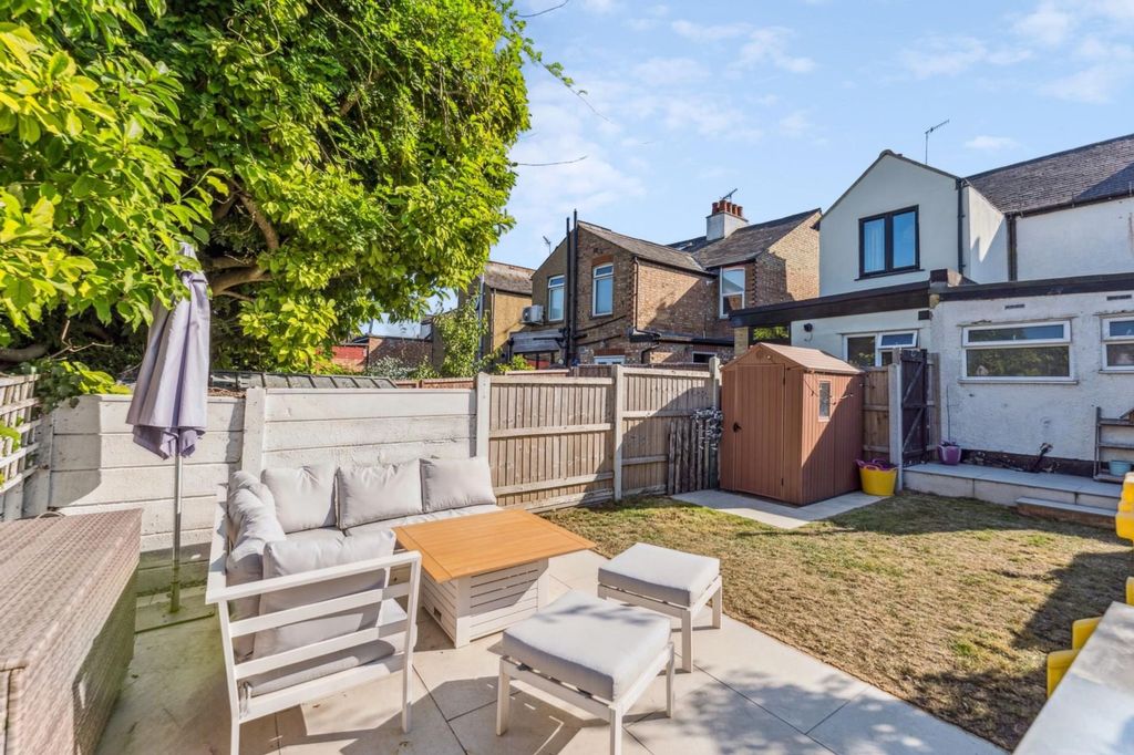 Property photo 2 of 14