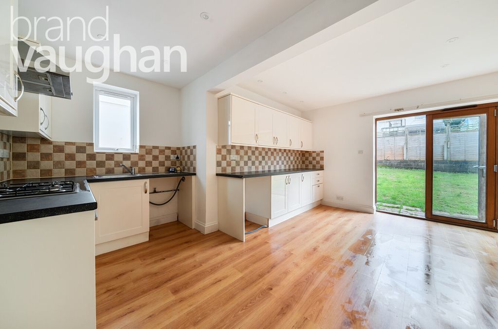 Property photo 2 of 11 Open Plan Living