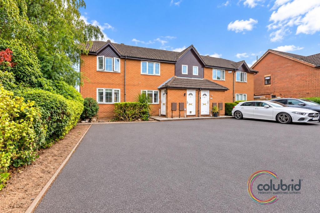 Property photo 1 of 12