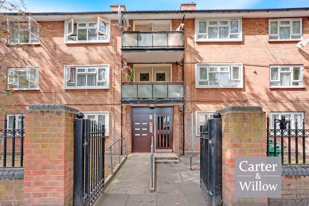 Property photo 1 of 11