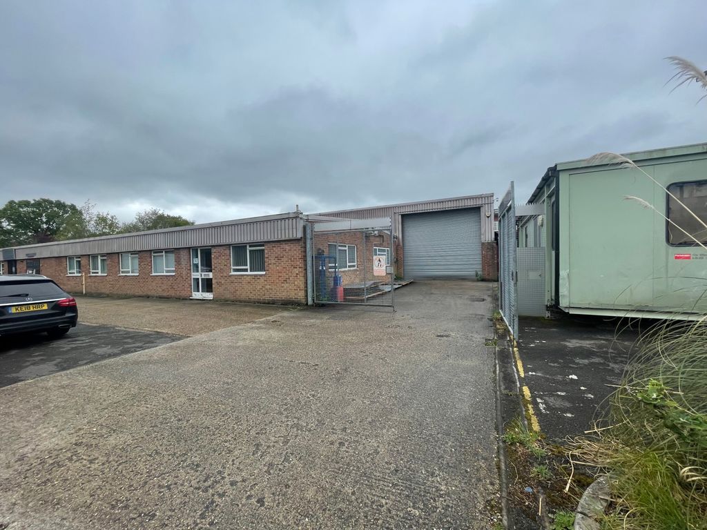 Property photo 3 of 3