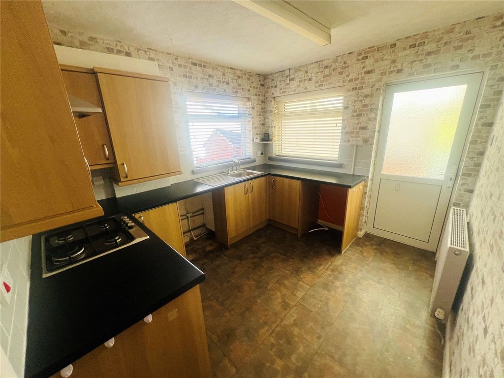 Property photo 3 of 18 Picture No. 11