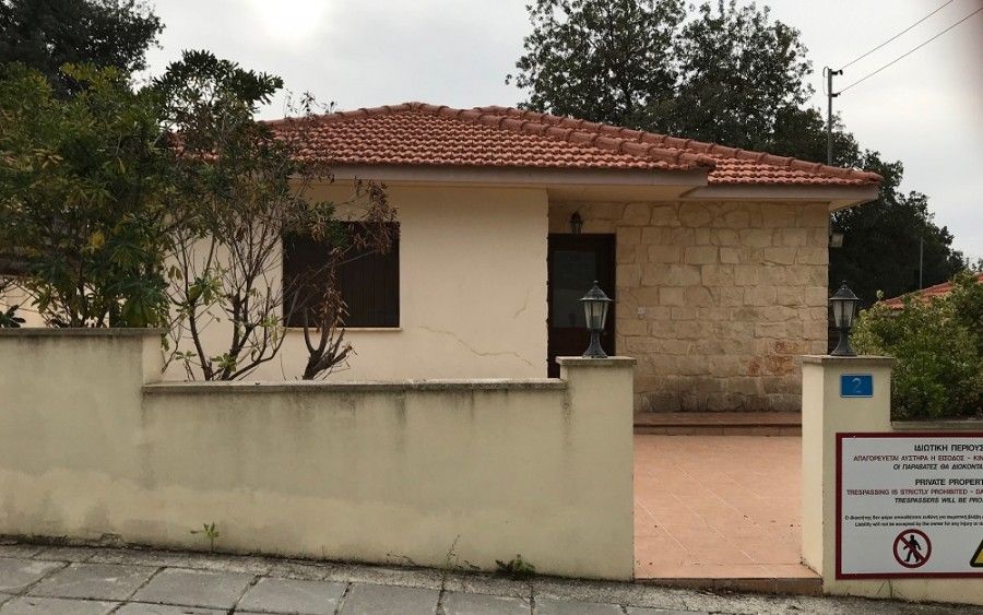 Property photo 1 of 2