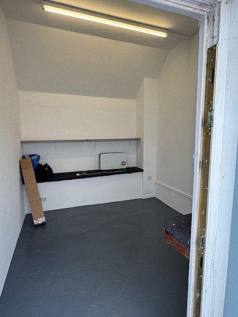Property photo 2 of 4
