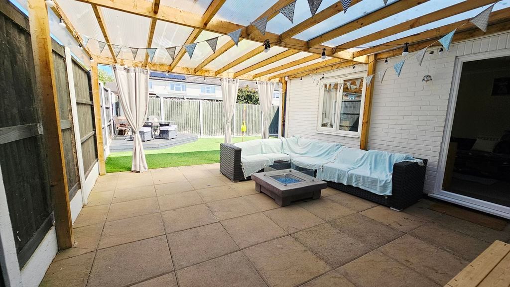 Property photo 2 of 20 Photo 21