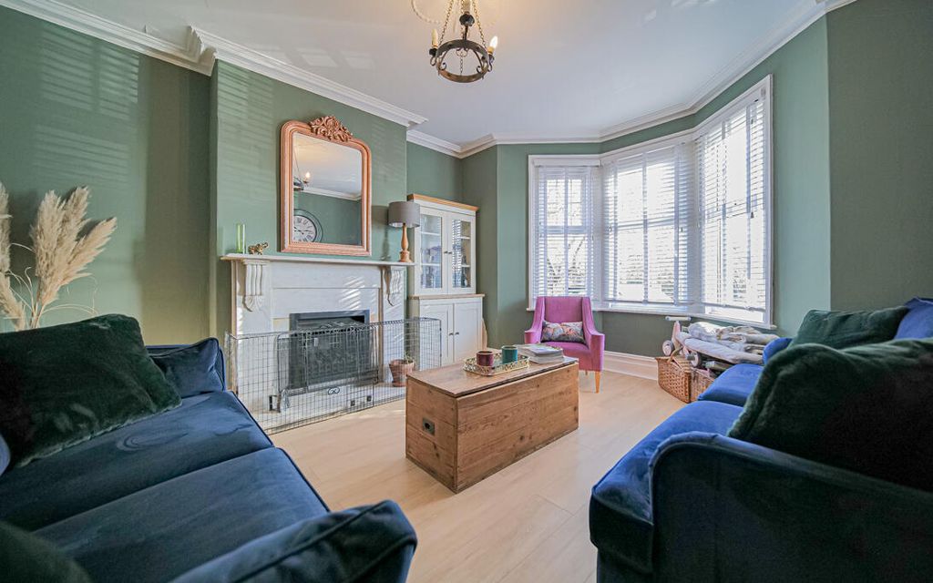 Property photo 3 of 26 P1068782.Jpg