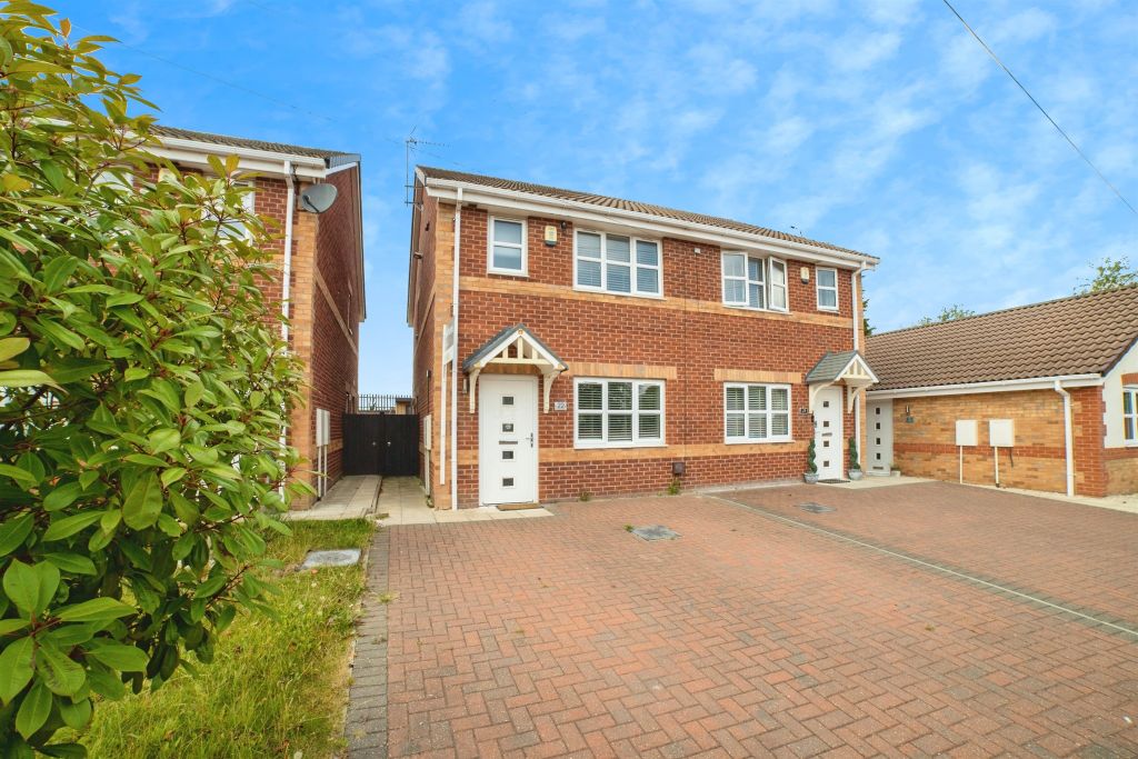 Property photo 1 of 15