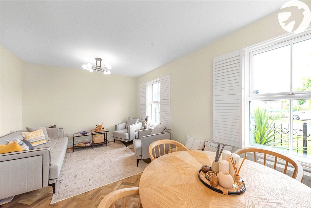 Property photo 2 of 22 Family Room