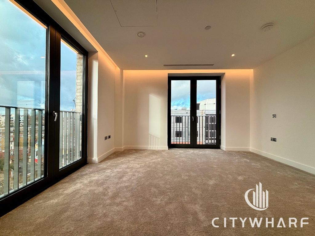 Property photo 3 of 25