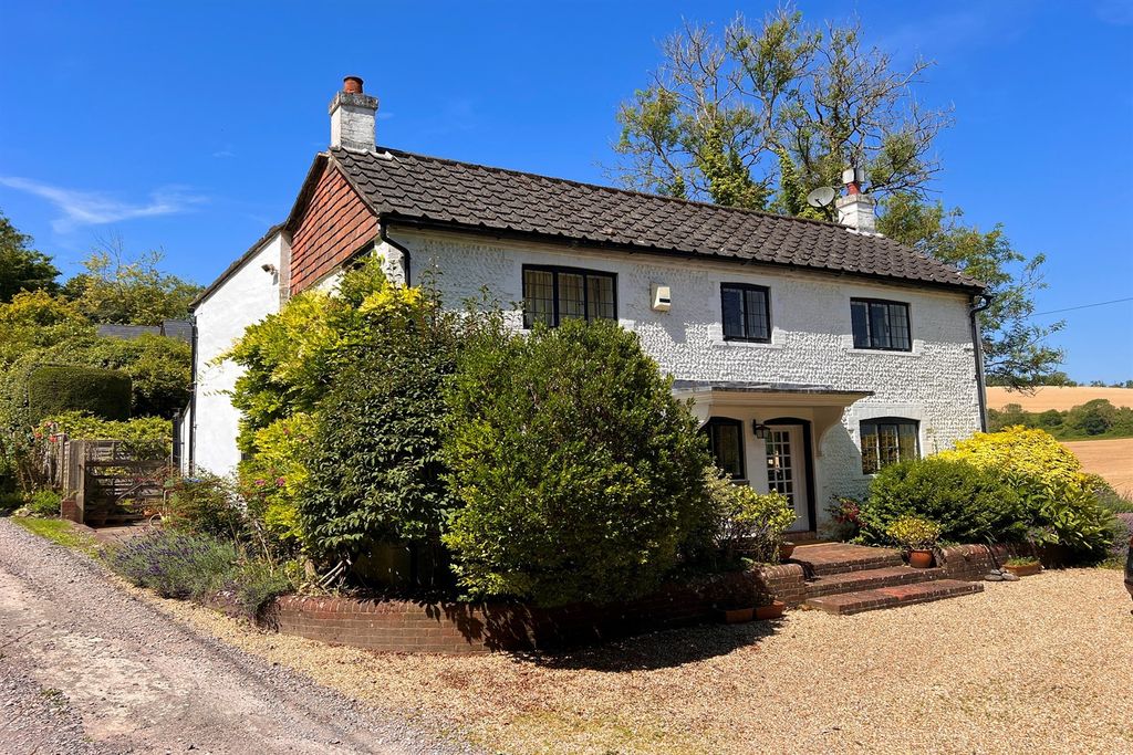 Property photo 1 of 13 (Main)