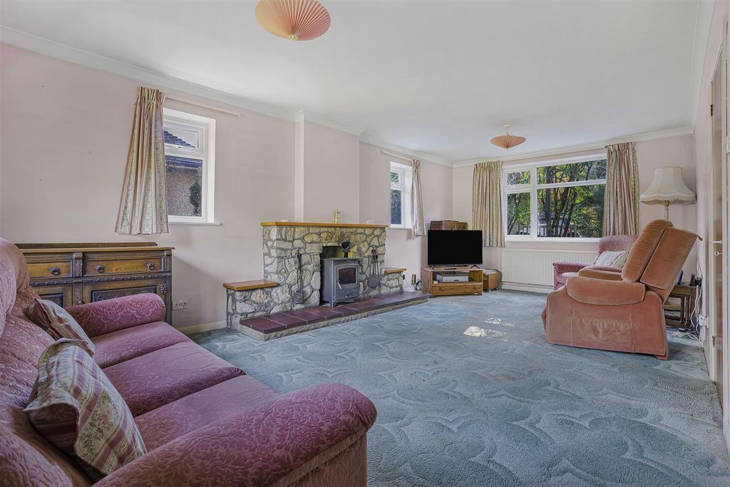 Property photo 3 of 31 B2G_7125.Jpg