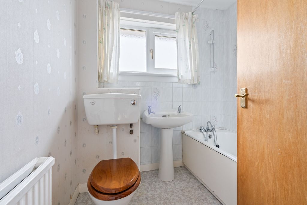 Additional image 17 of 3 bed semi-detached house for sale6 Baberton Mains Grove, Edinburgh EH14