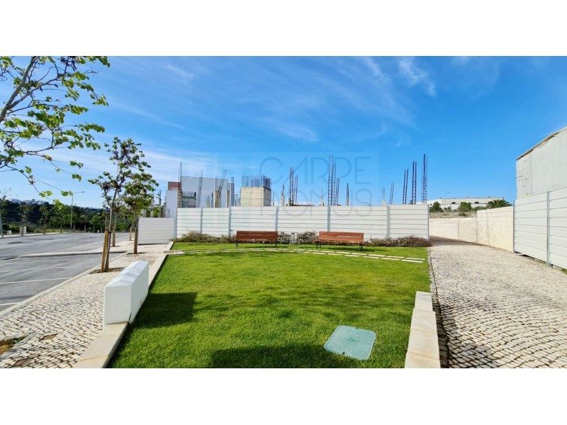 Property photo 1 of 32