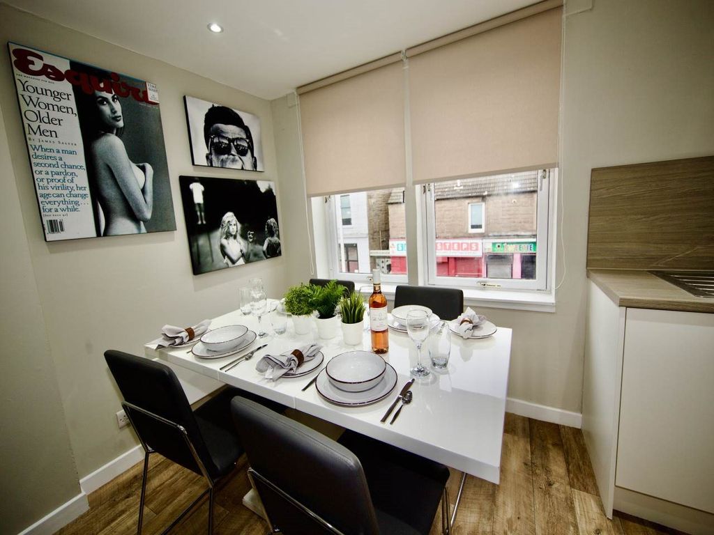 Property photo 1 of 12 Time To Eat !