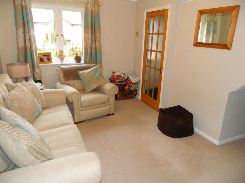 Property photo 2 of 9 Sitting Room
