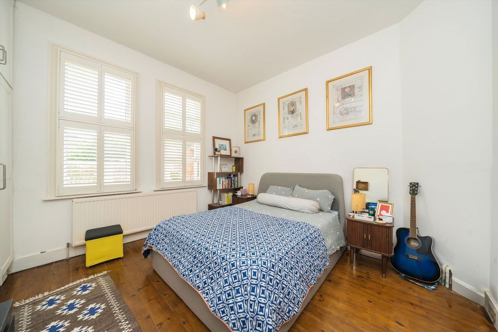 Property photo 3 of 5