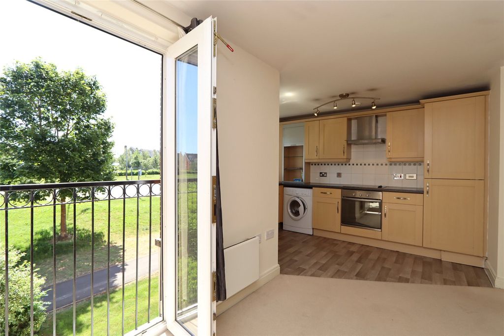 Property photo 2 of 11 Picture No. 07