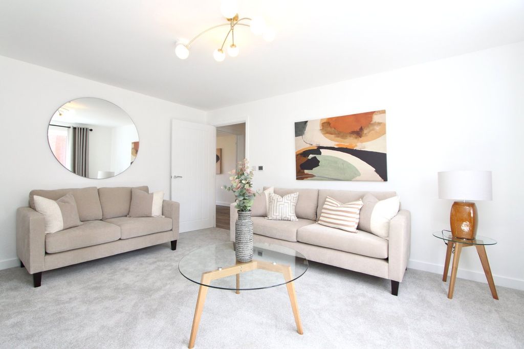 Property photo 2 of 24