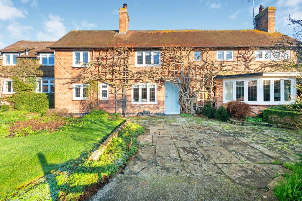 Property photo 1 of 46