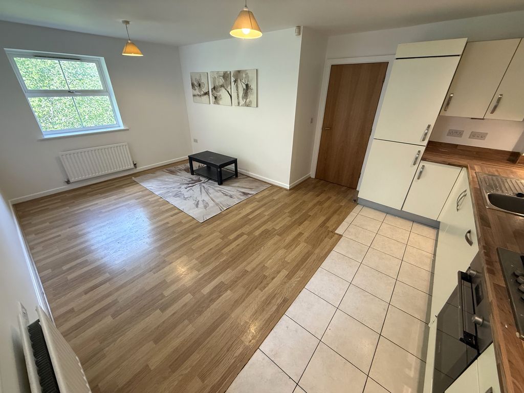 Property photo 3 of 14 Reception/Kitchen (B)