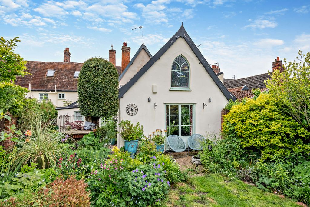 Property photo 1 of 25 8598428-Exterior04-800