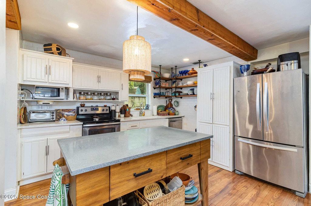 Property photo 3 of 31 <Alttext/>