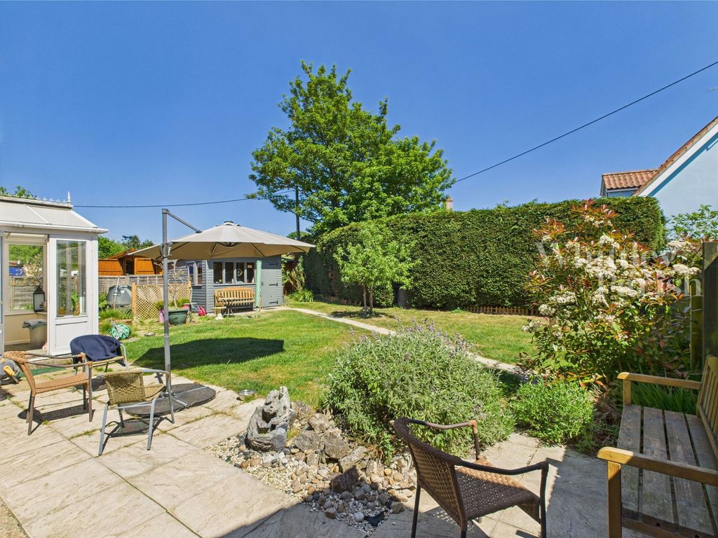 Property photo 2 of 15
