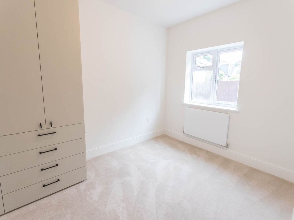 Property photo 3 of 17 Img_1064