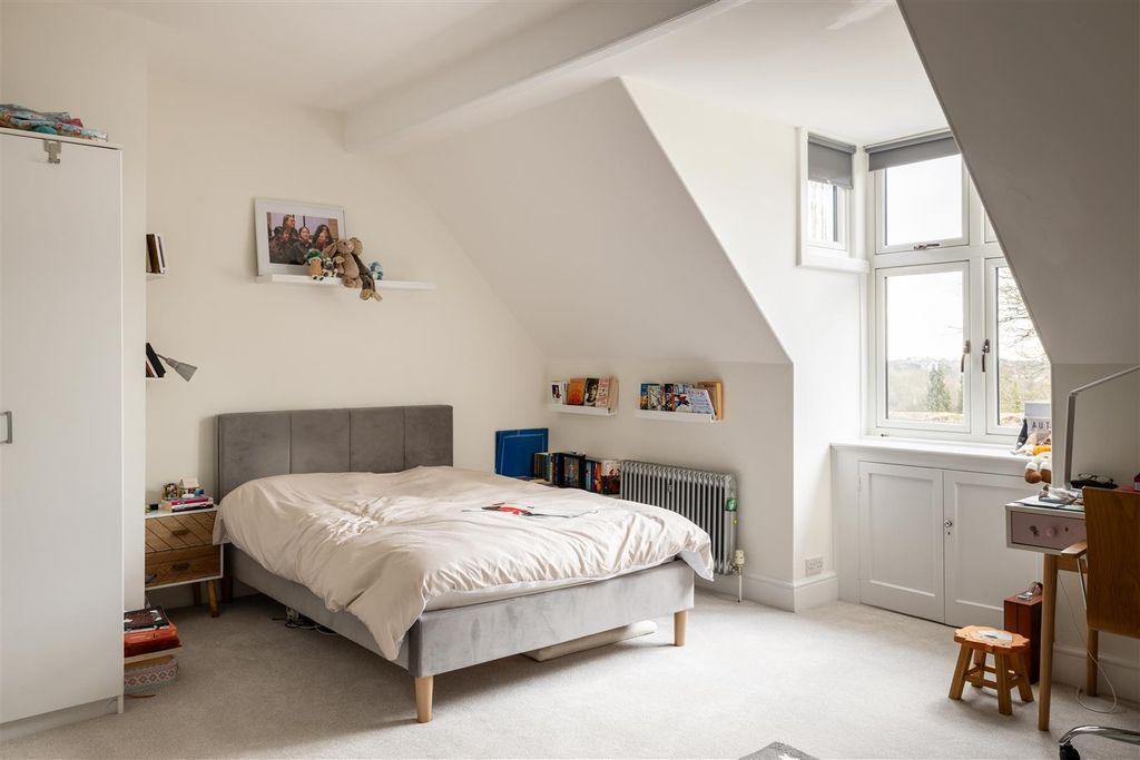 Additional image 29 of 5 bed property for saleGatton Road, Reigate RH2