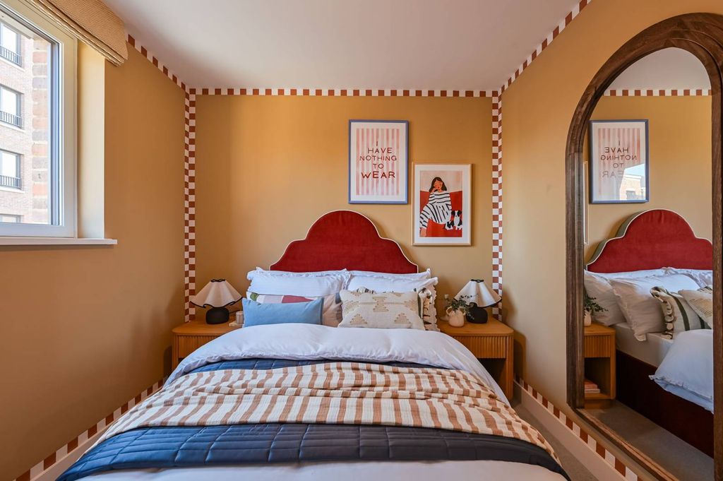 Property photo 2 of 36