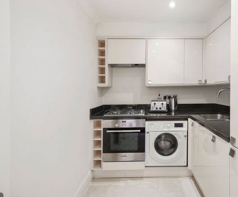 Property photo 2 of 8 Picture No. 14