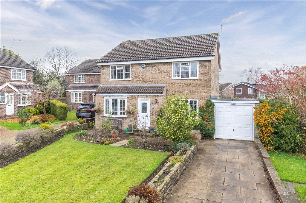 Property photo 1 of 18 Front External