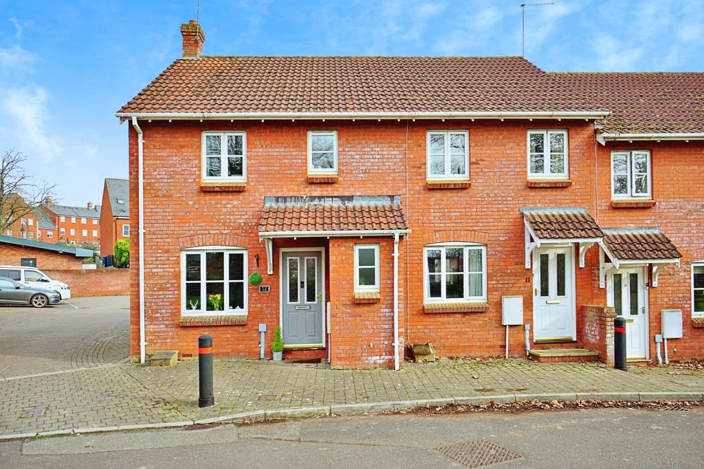 Property photo 1 of 17 Photography